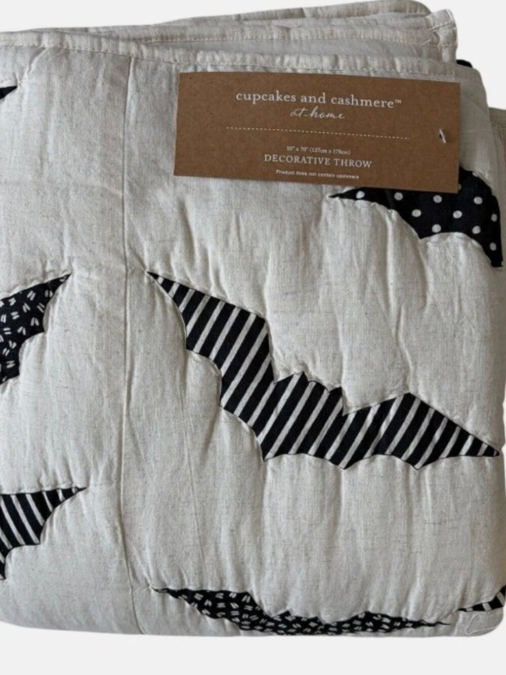 Cupcakes & Cashmere Linen Blend Quilted Bats Throw 50x70 Viral Halloween NEW.